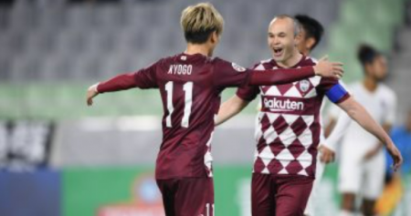 أندريس إنييستا يغادر فيسيل كوبي الياباني في منتصف الموسم الحالي